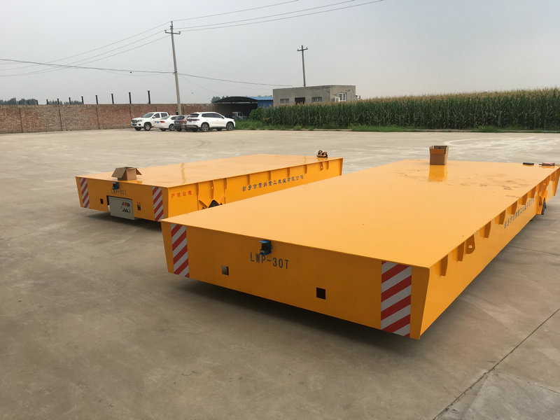 30 ton rudarskih vozil brez sledi