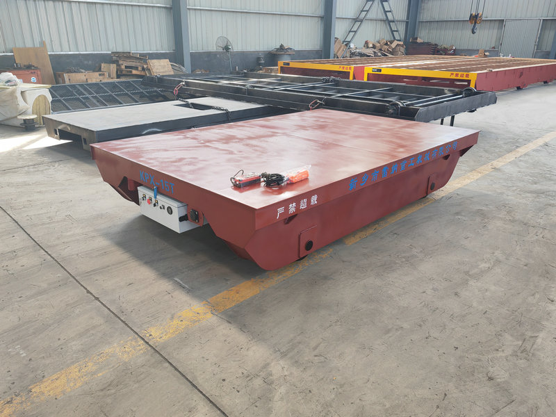 Oprema za obdelavo težkih materialov motorizirani železniški prenosni voziček